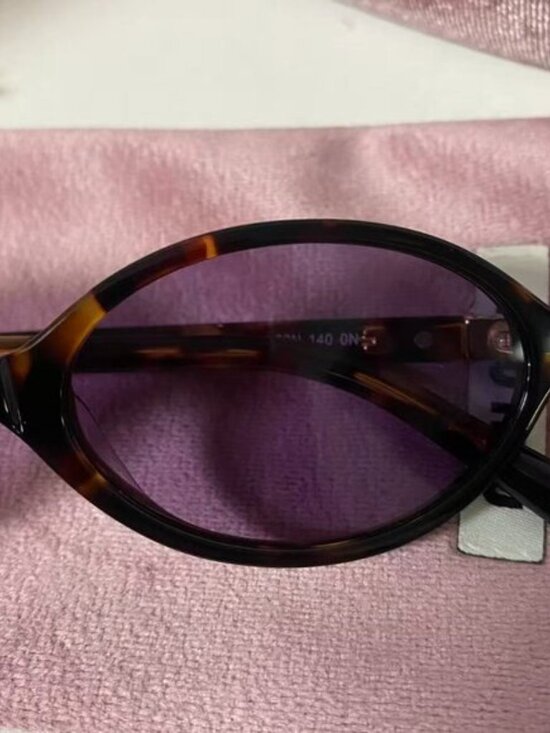 Miu Miu sunglasses main image 5